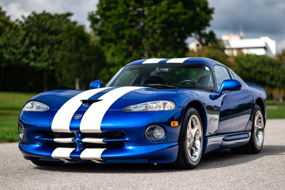 6k-Mile 1997 Dodge Viper GTS Coupe for sale on BaT Auctions - sold for  $105,000 on January 8, 2022 (Lot #63,042) | Bring a Trailer