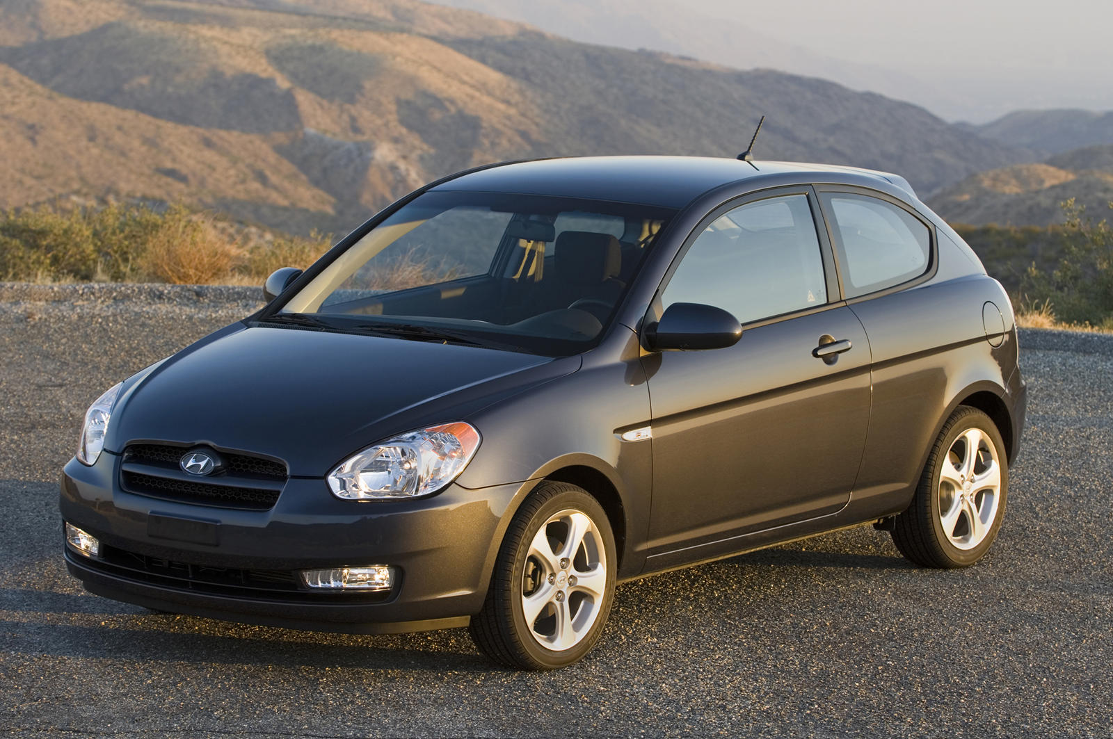 2009 Hyundai Accent Hatchback: Review, Trims, Specs, Price, New Interior  Features, Exterior Design, and Specifications | CarBuzz