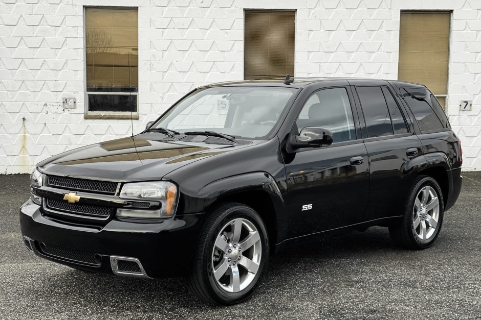 6k-Mile 2006 Chevrolet Trailblazer SS for sale on BaT Auctions - sold for  $38,250 on February 10, 2022 (Lot #65,474) | Bring a Trailer