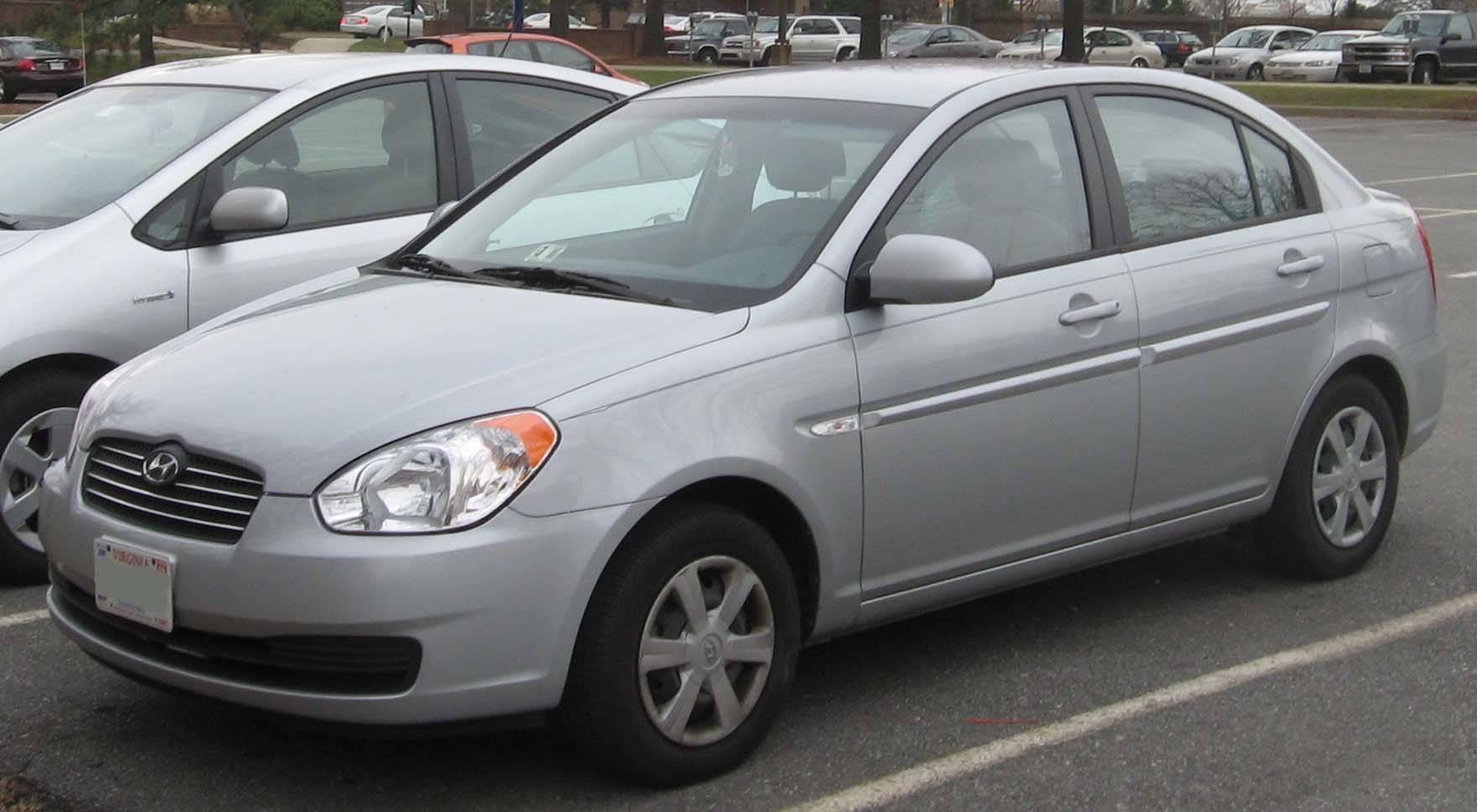 2007 Hyundai Accent 4-Door Sedan Automatic GLS
