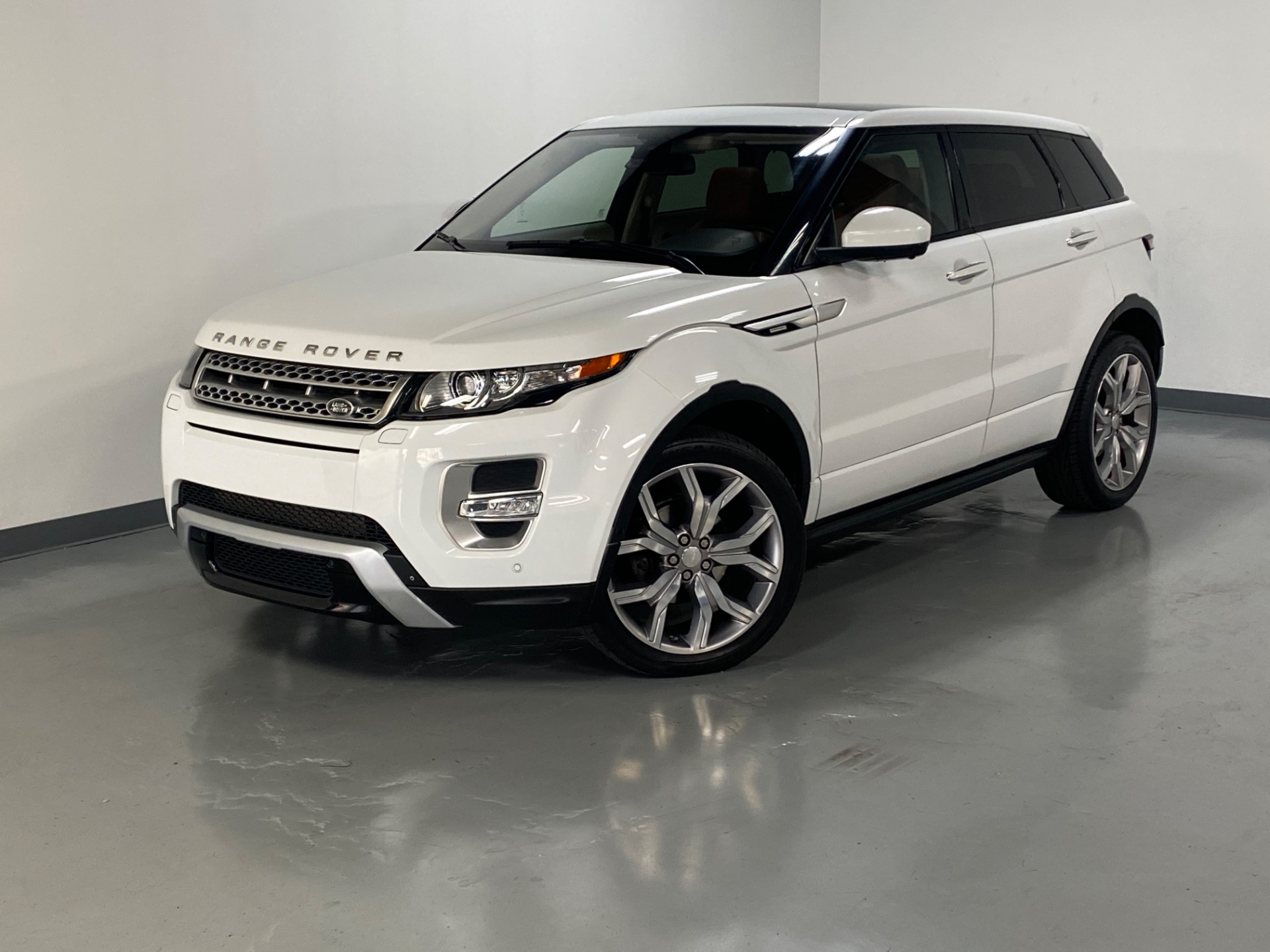 Used 2015 Fuji White Land Rover Range Rover Evoque AUTOBIOGRAPHY AWD  Autobiography For Sale (Sold) | Prime Motorz Stock #3052