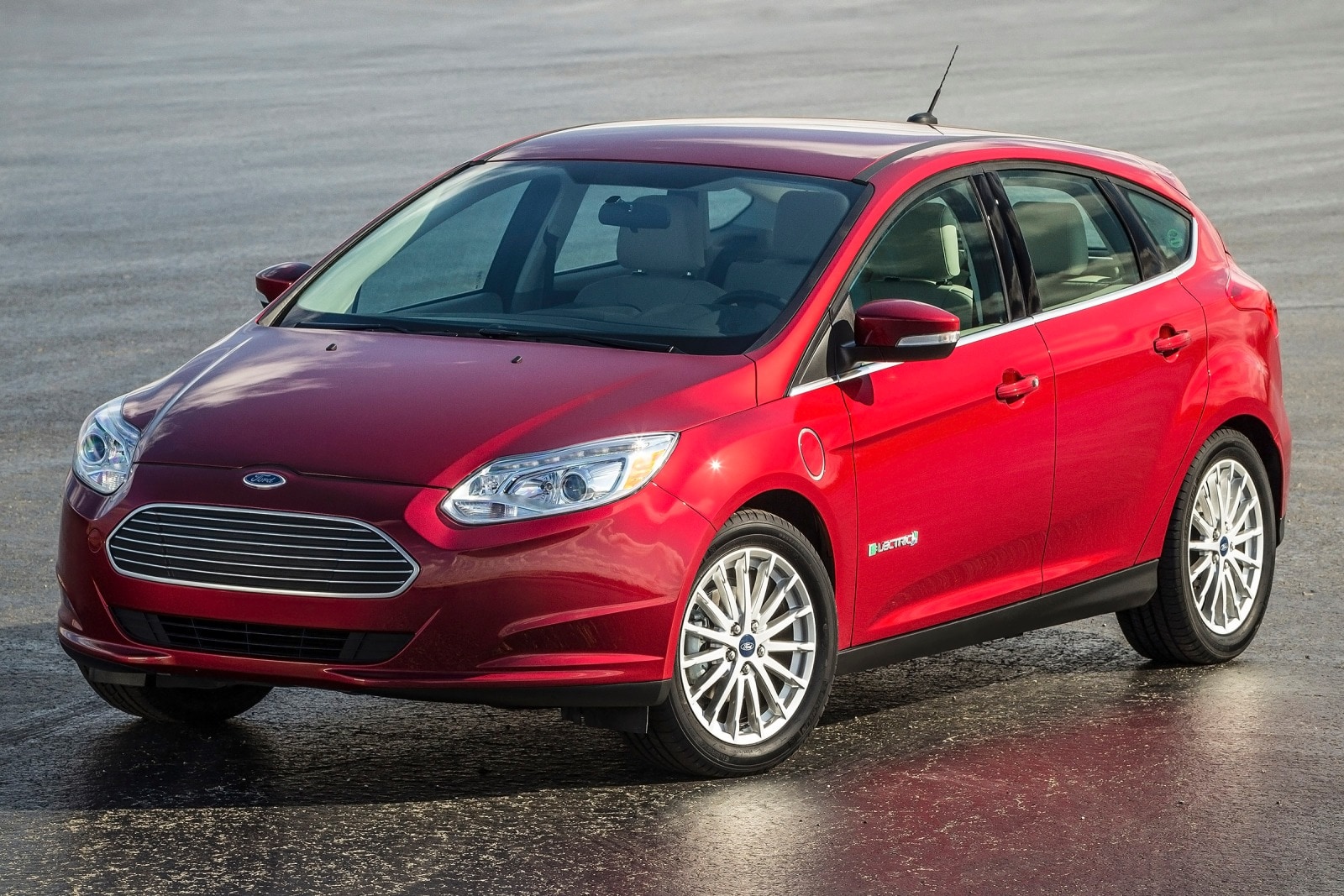 Used 2015 Ford Focus Electric Review | Edmunds