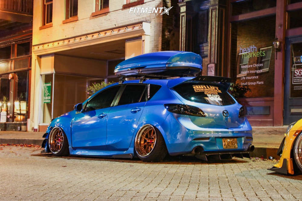 2010 Mazda 3 Mazdaspeed with 18x9.5 GMR Ms-1 and Federal 205x40 on Air  Suspension | 529481 | Fitment Industries