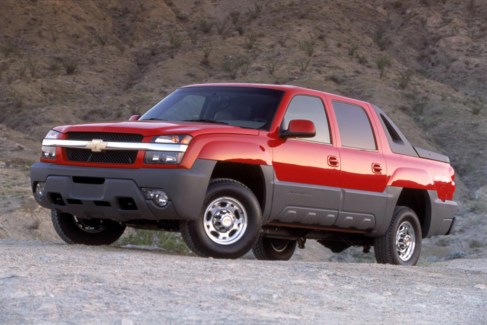 Mountain of Torque: Remembering the Short-Lived "Big-Block" Chevrolet  Avalanche | The Daily Drive | Consumer Guide® The Daily Drive | Consumer  Guide®