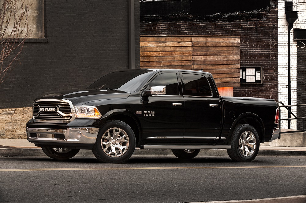 REVIEW: 2016 Ram 1500 EcoDiesel - The 27 MPG Full-Size Pickup - BestRide