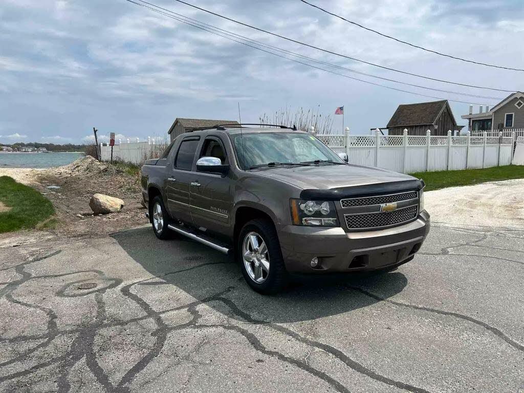 Used 2011 Chevrolet Avalanche for Sale (with Photos) - CarGurus
