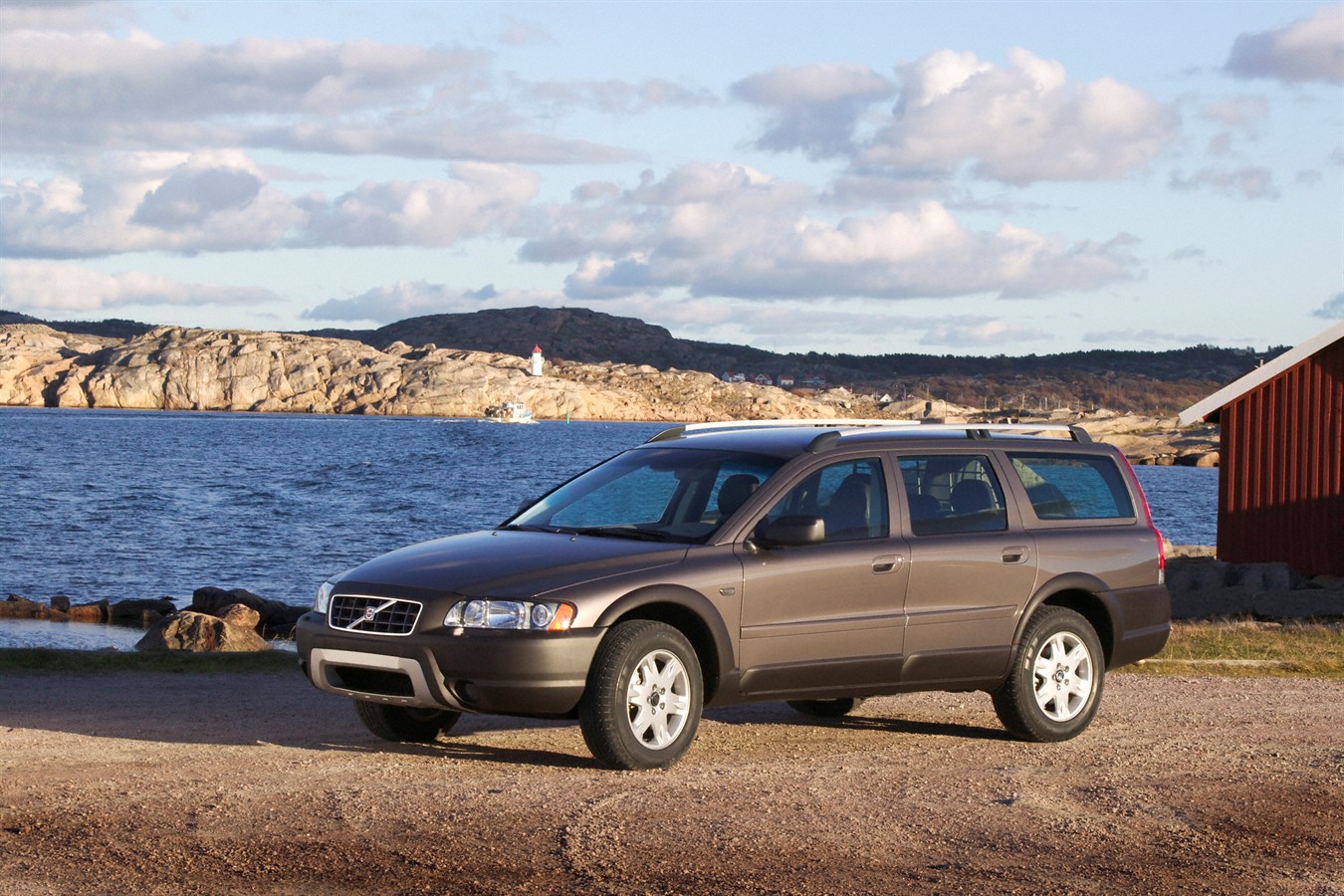 Volvo Cars of North America, LLC, announces Pricing of its 2005 Model  Lineup - Volvo Car USA Newsroom