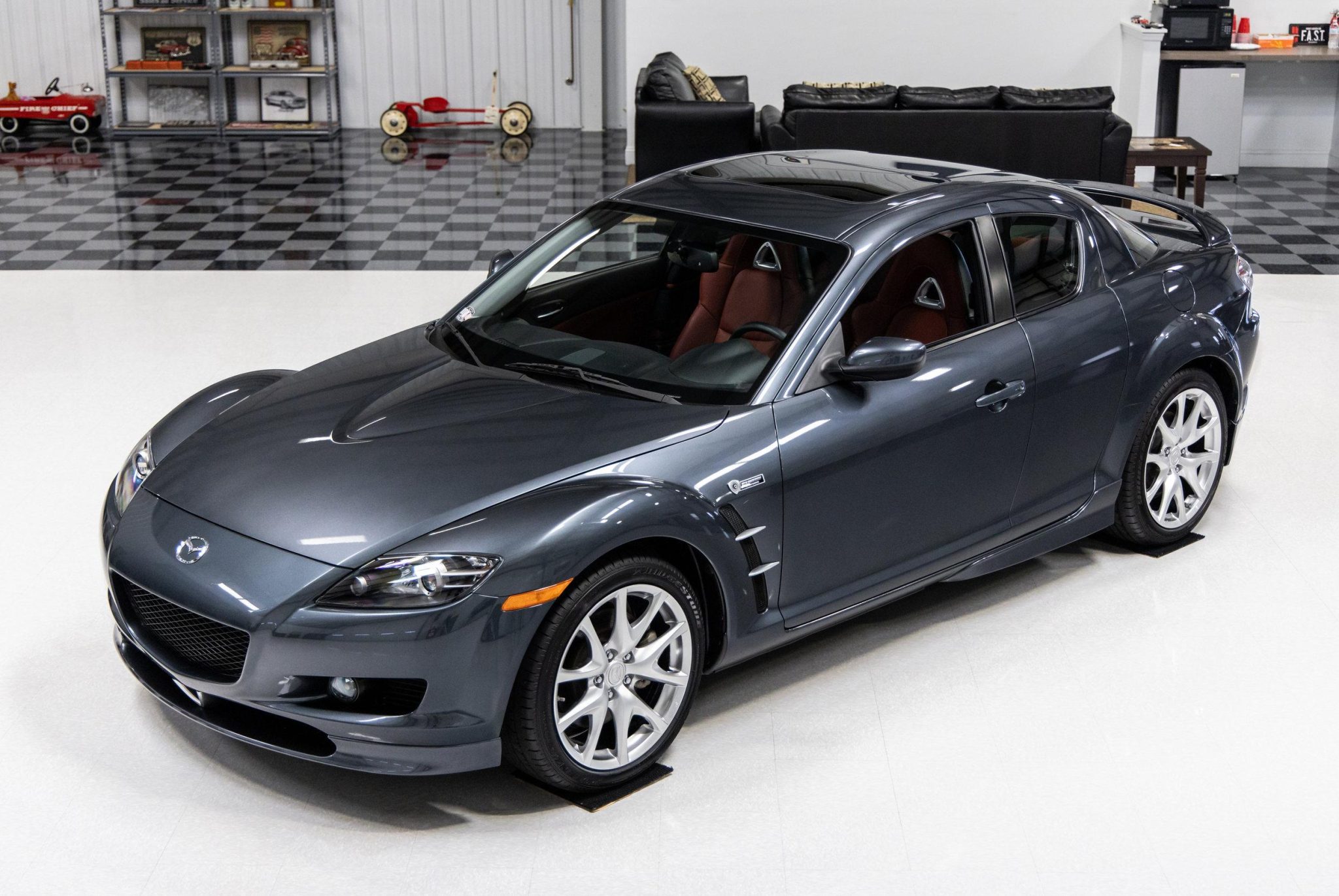 1,900-Mile 2008 Mazda RX-8 40th Anniversary Edition for sale on BaT  Auctions - sold for $42,250 on December 7, 2021 (Lot #61,050) | Bring a  Trailer
