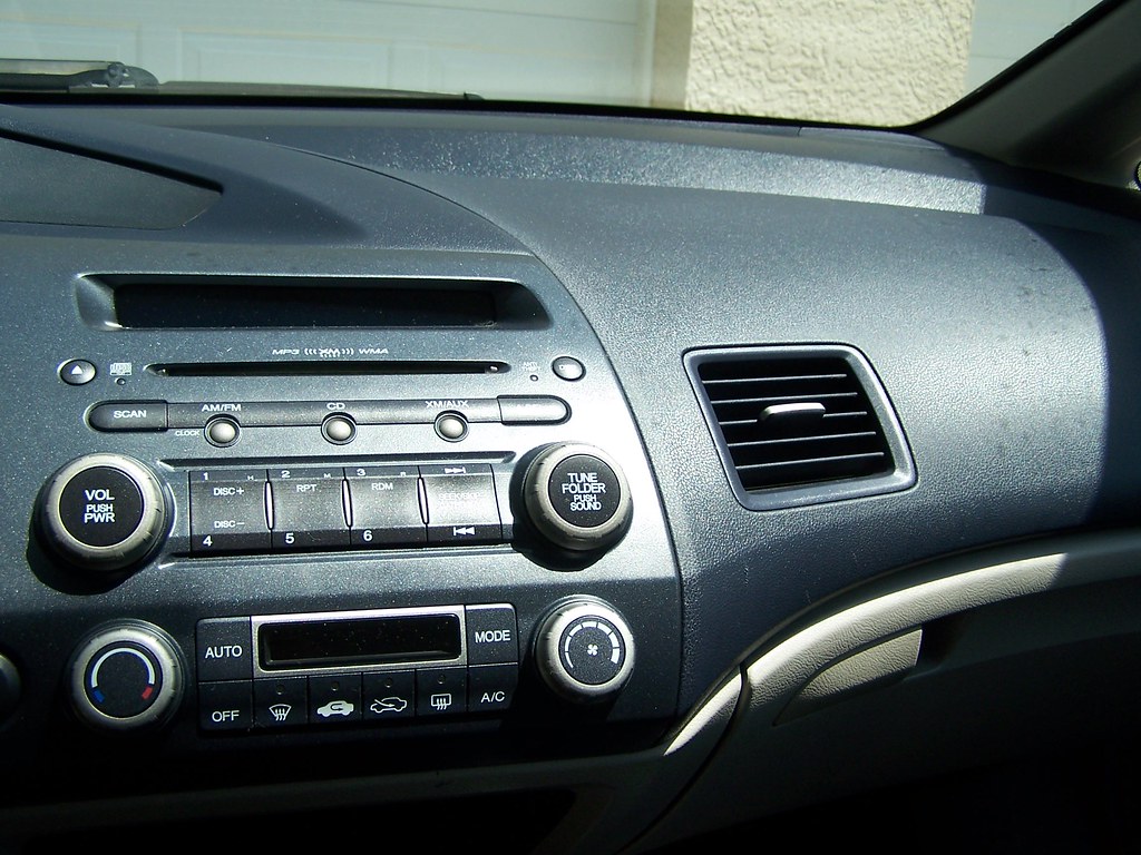 Dash - 2006 Honda Civic Hybrid | jasonanelson | Flickr
