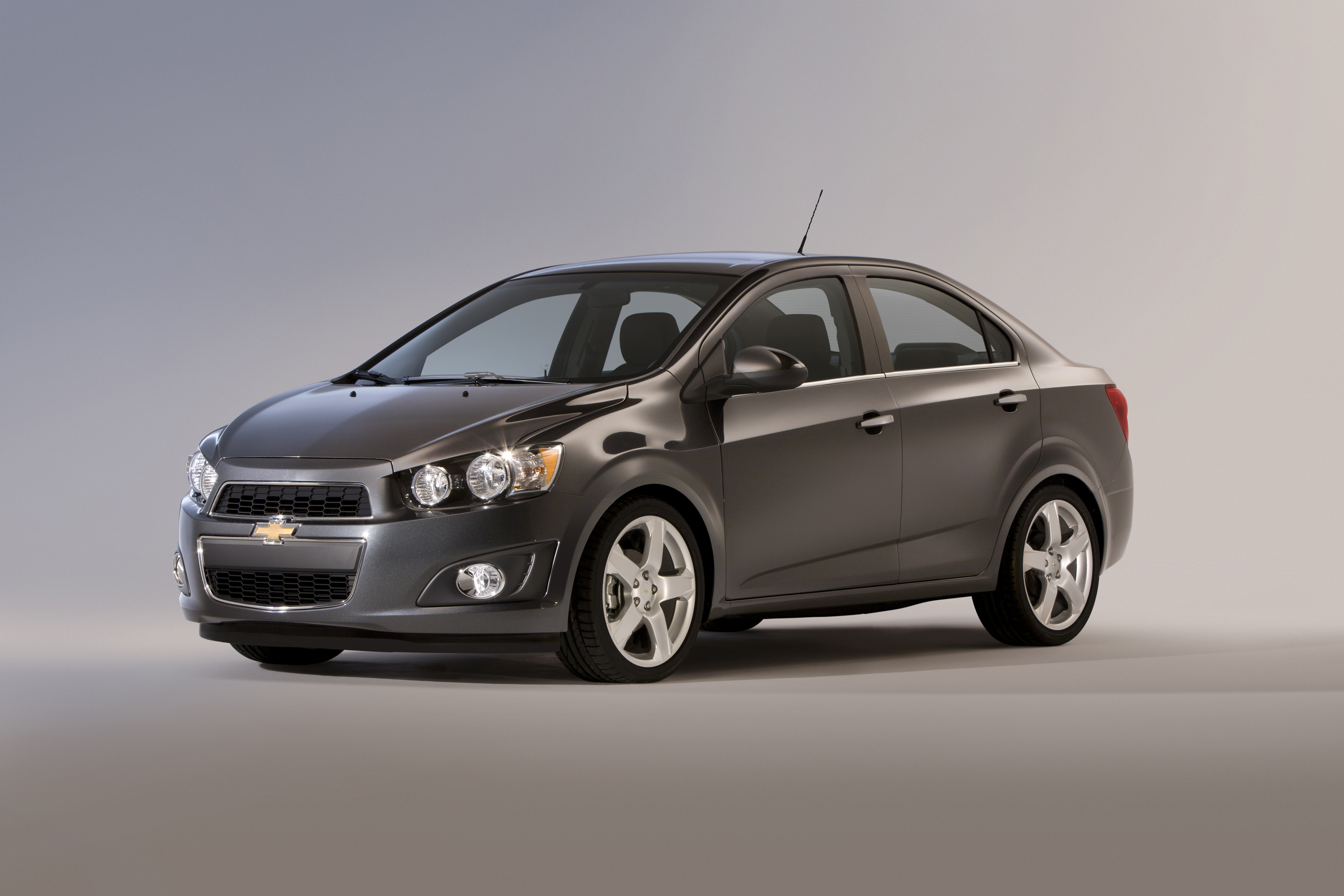 Chevrolet Announces Sonic Price Will Start at $14,495