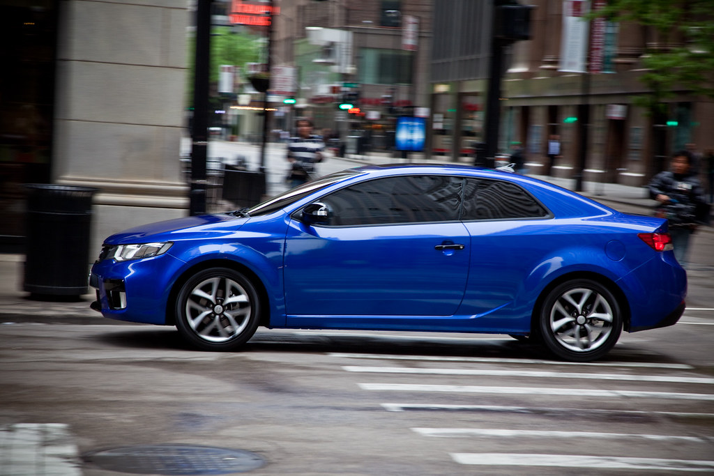 2010 Kia Forte Koup (Blue) | I walked into a car commercial … | Flickr