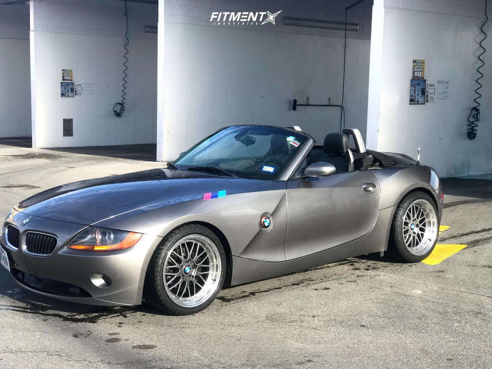 2003 BMW Z4 2.5i with 18x9.5 ESR Sr05 and Achilles 255x40 on Stock  Suspension | 1439933 | Fitment Industries
