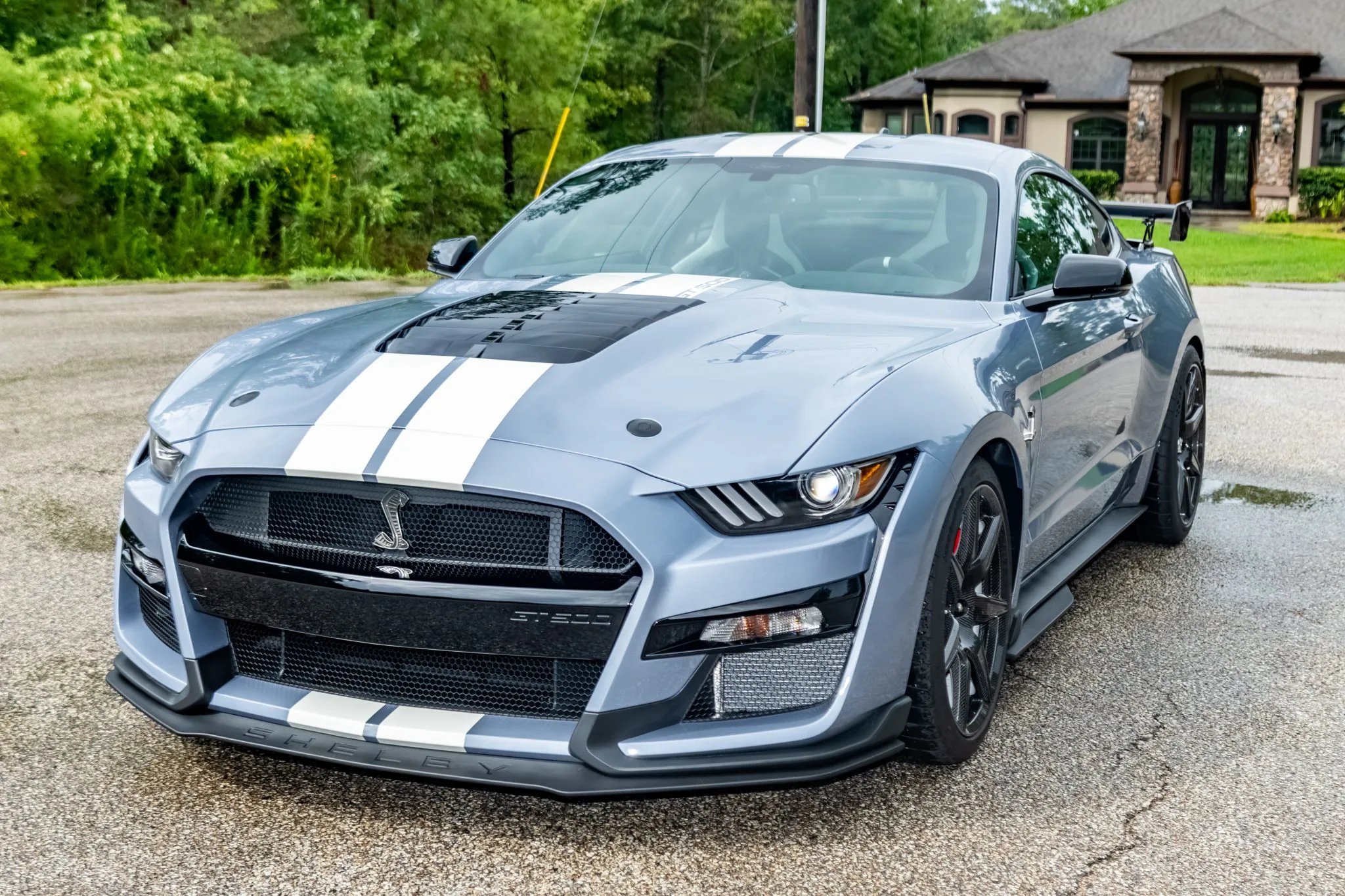 Limited Edition 2022 Ford Mustang Shelby GT500 Now Available On Bring A  Trailer! - Mustang Specs
