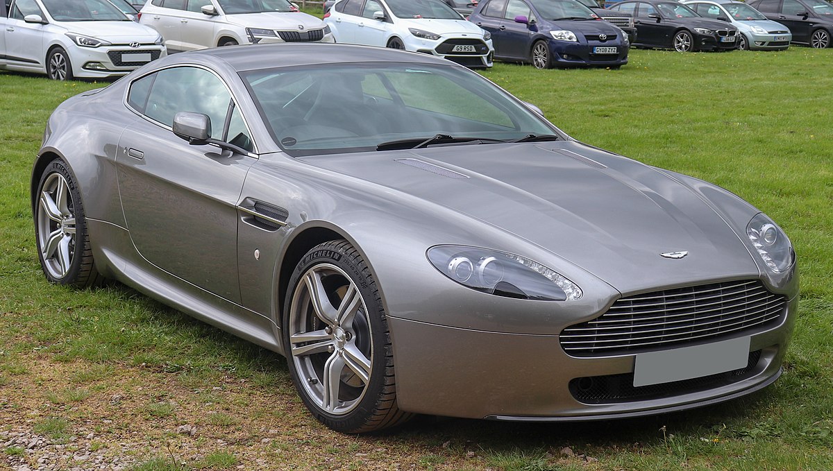 File:2007 Aston Martin V8 Vantage 4.3 Front.jpg - Wikimedia Commons
