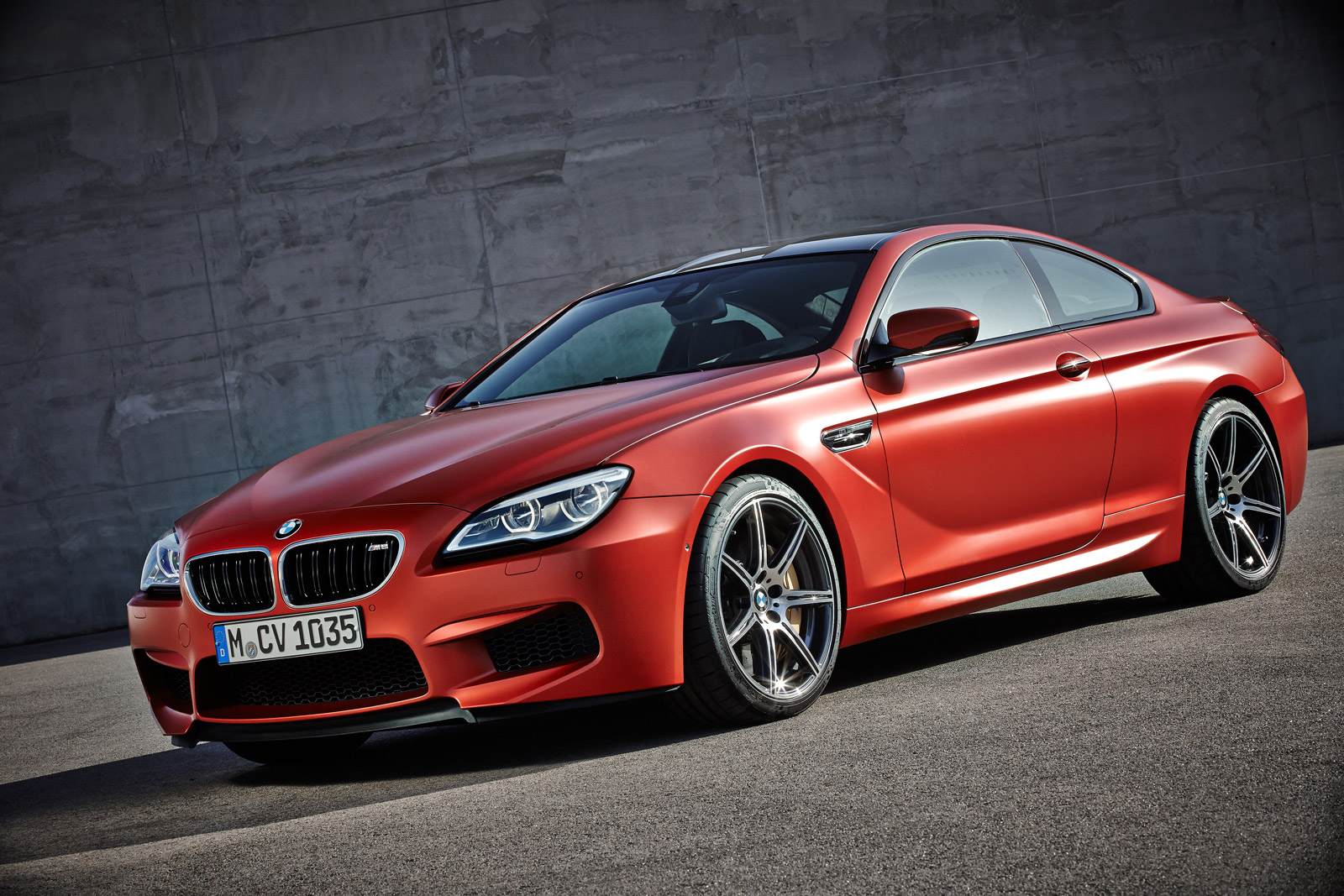 2016 BMW M6 Gets Revised Styling, More Standard Equipment: Video