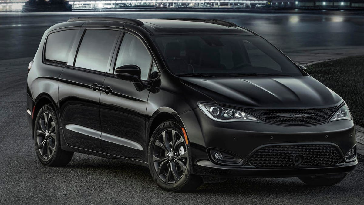 2018 Chrysler Pacifica S package murders out the minivan - CNET