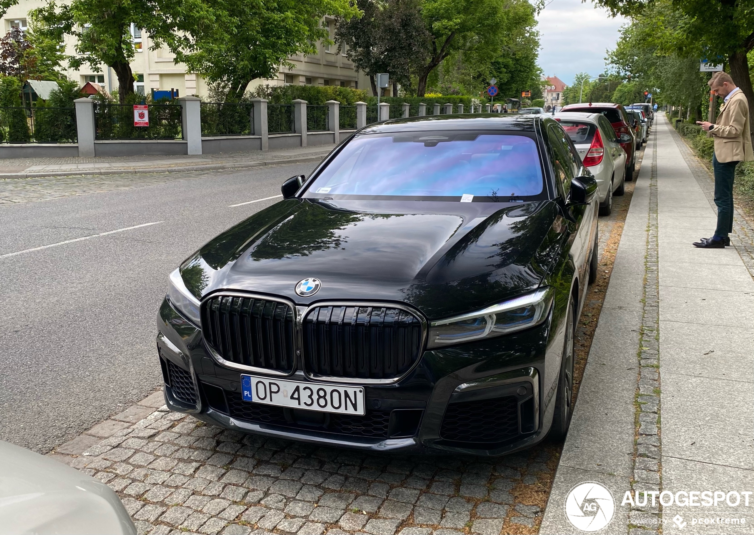 BMW M760Li xDrive 2019 - 30 May 2021 - Autogespot