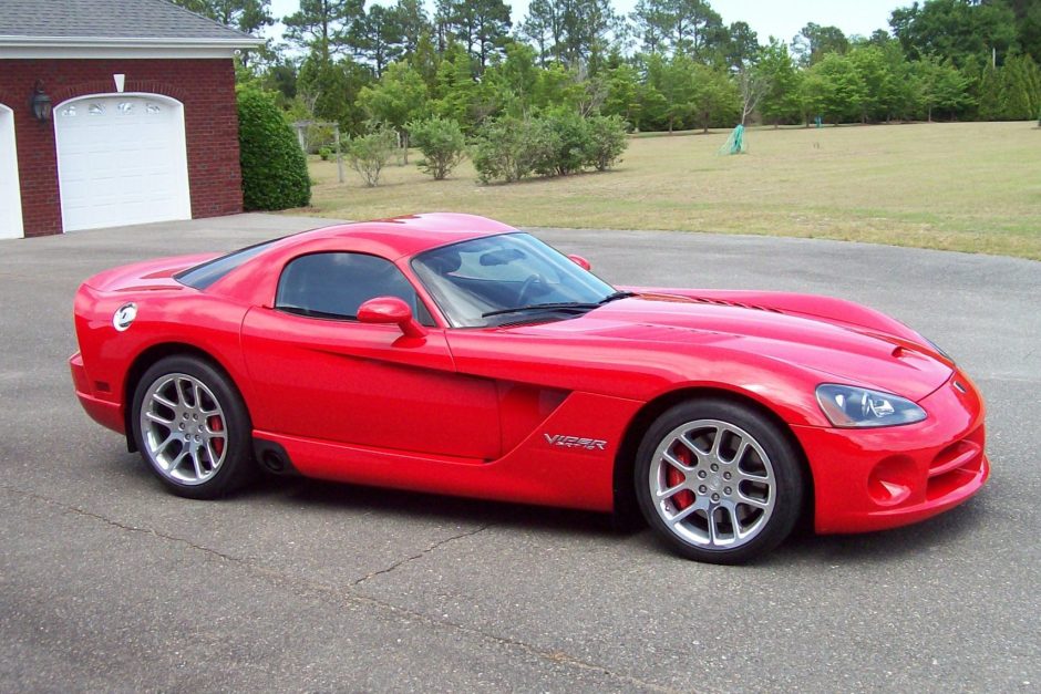 2006 Dodge Viper SRT-10 Coupe for sale on BaT Auctions - sold for $44,000  on June 17, 2019 (Lot #19,902) | Bring a Trailer