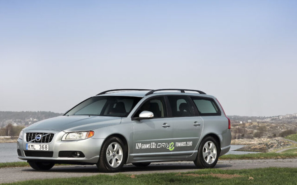 2010 Volvo V70 - News, reviews, picture galleries and videos - The Car Guide