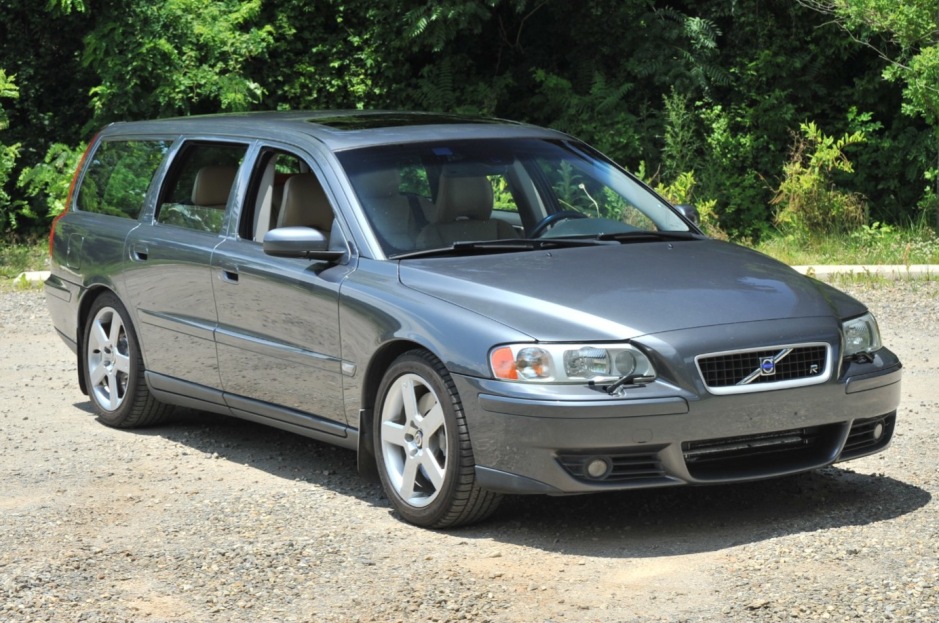2004 Volvo V70 R 6-Speed for sale on BaT Auctions - sold for $9,300 on  September 12, 2018 (Lot #12,308) | Bring a Trailer