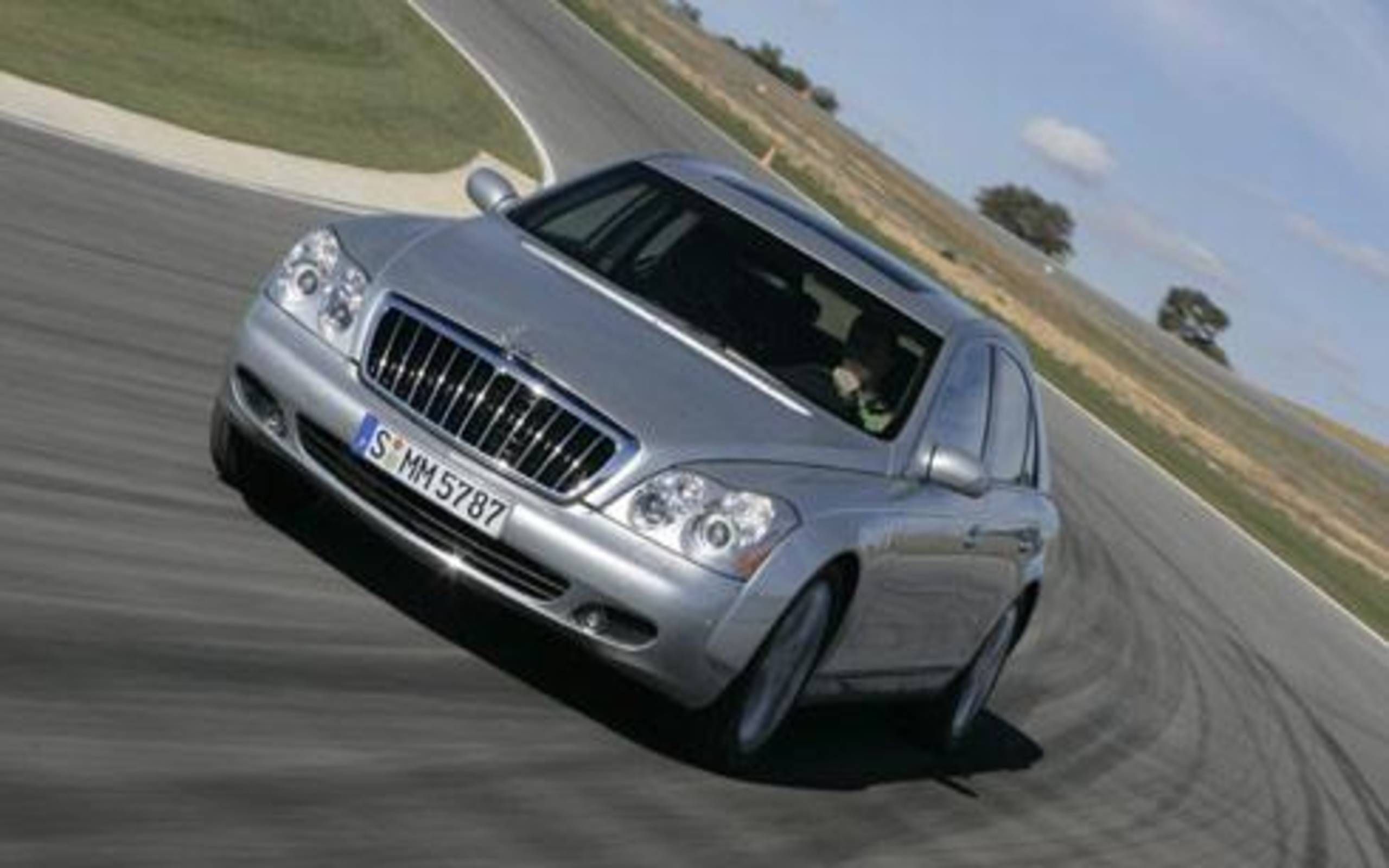2006 Maybach 57 S: Luxury in Warp Drive: Maybach 57 S is one serious,  go-faster, elegant ride