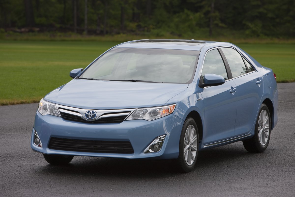 2012 Toyota Camry Hybrid: First Drive