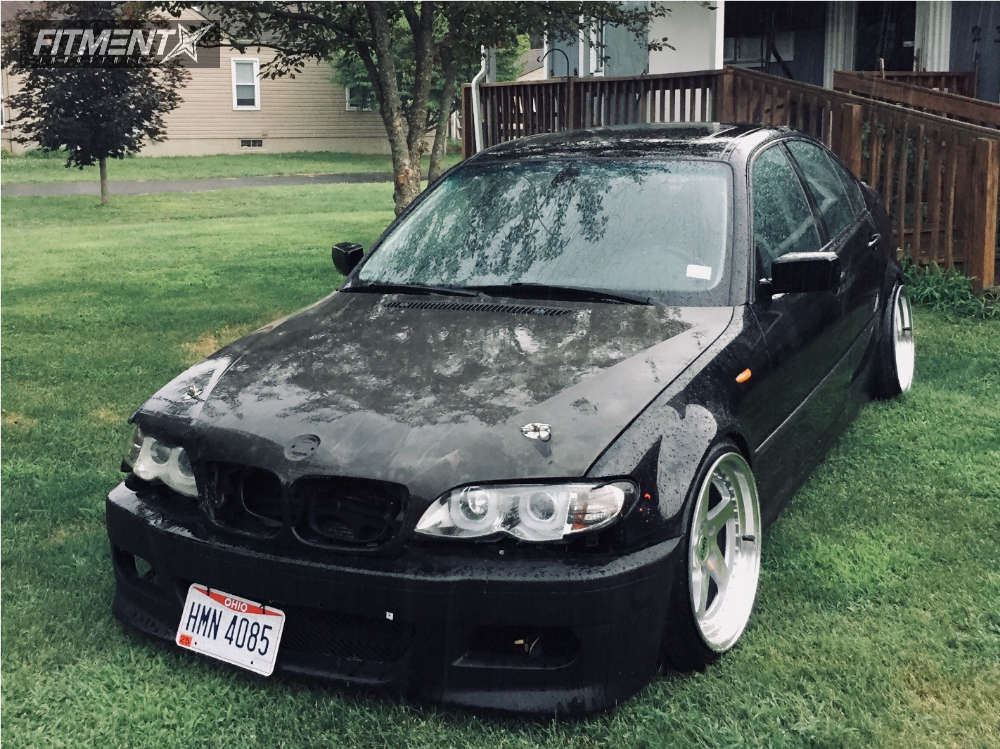 2004 BMW 325i Base with 18x9.5 ESM 009r and Achilles 205x40 on Coilovers |  475869 | Fitment Industries