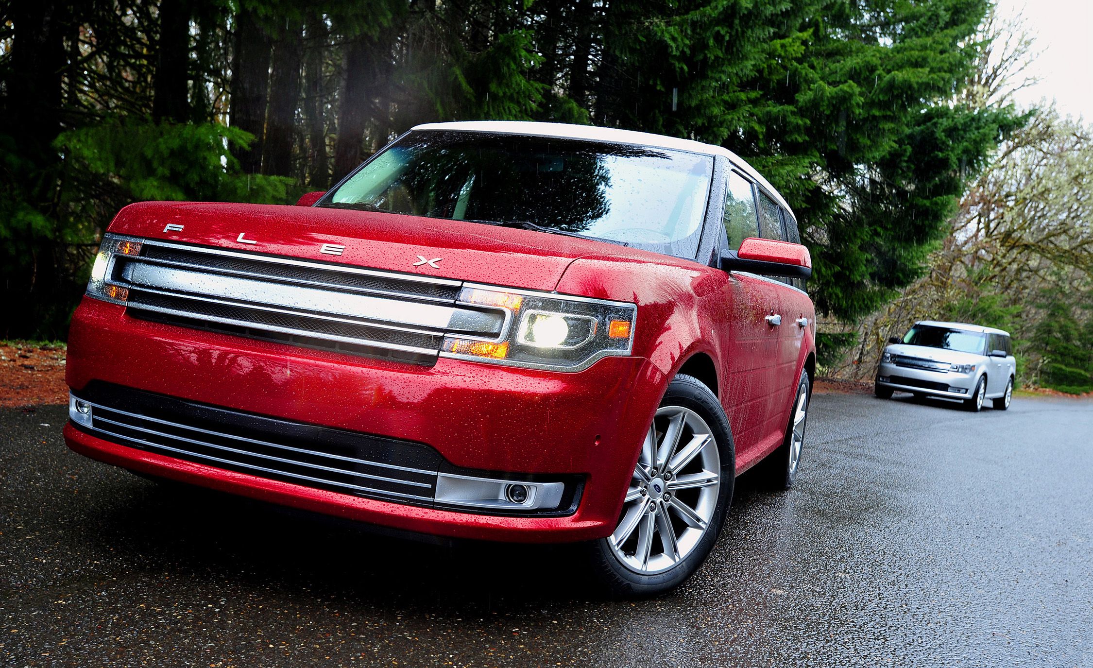 2017 Ford Flex Review, Pricing, and Specs