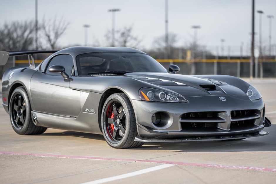 18k-Mile 2009 Dodge Viper SRT-10 ACR for sale on BaT Auctions - sold for  $81,200 on February 19, 2021 (Lot #43,486) | Bring a Trailer