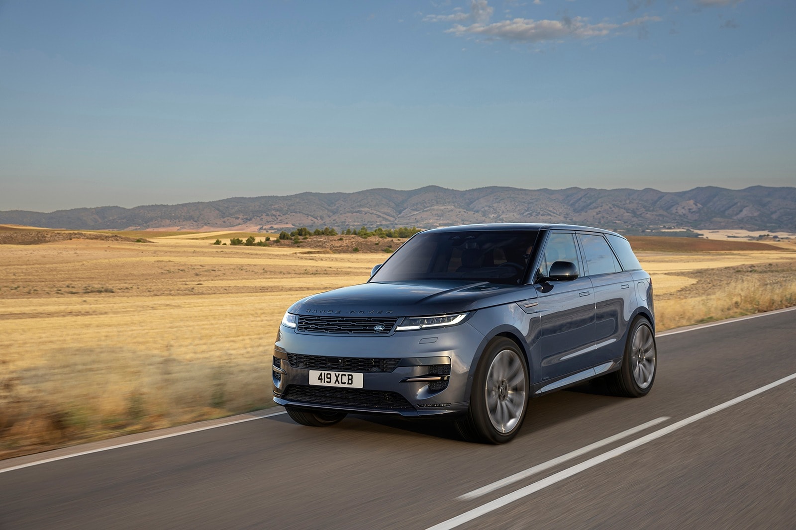 2023 Land Rover Range Rover Sport First Drive: A Divine Improvement |  Edmunds