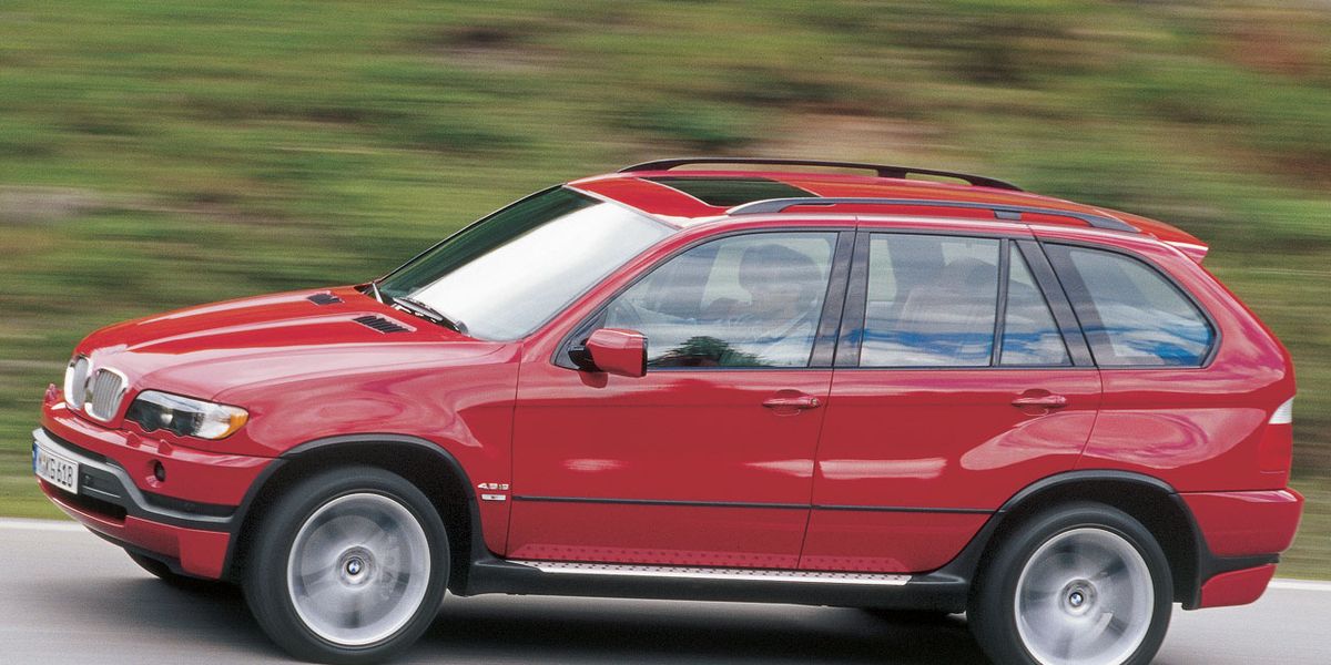 2002 BMW X5 4.6is Tested
