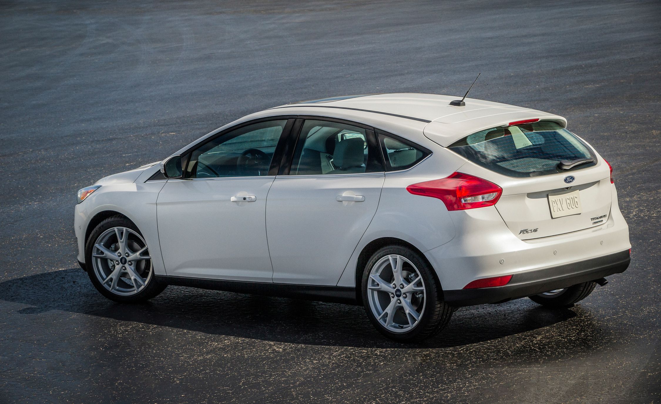 Full Pricing Details for the 2015 Ford Focus – News – Car and Driver
