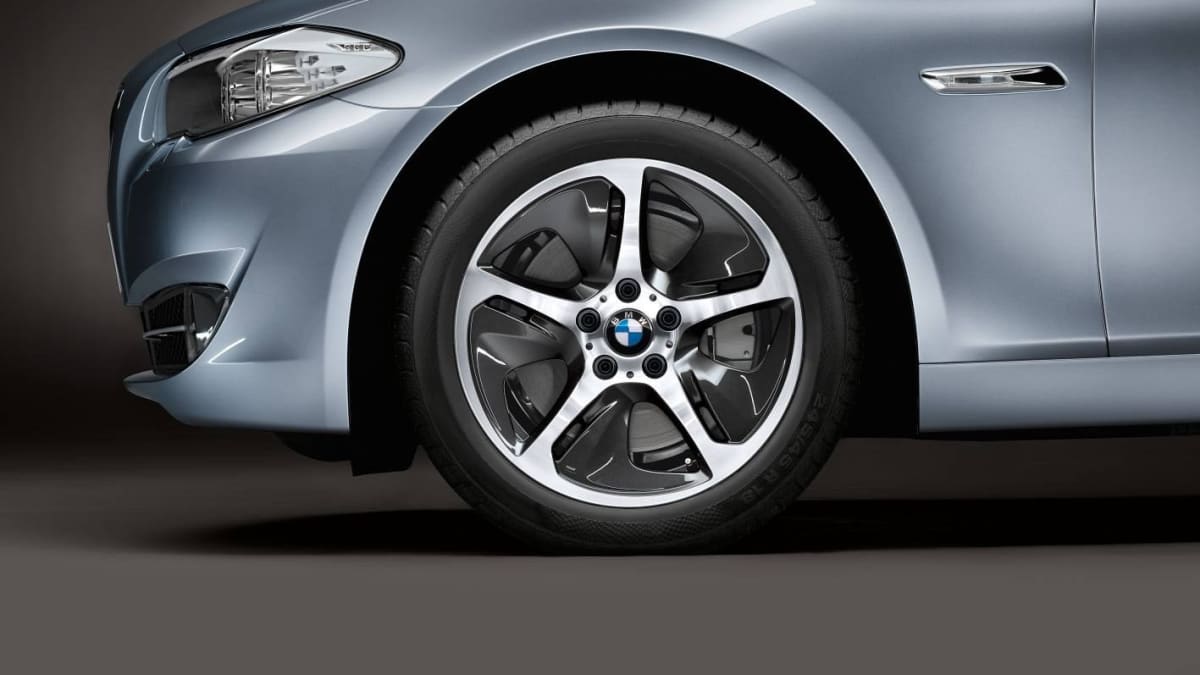 2012 BMW ActiveHybrid 5 'right for Australian market' - Drive