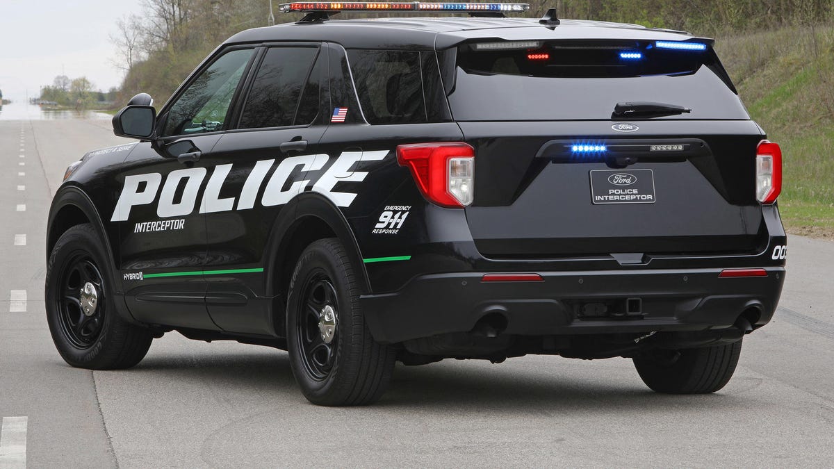 2020 Ford Police Interceptor Utility quick drive: The long, green arm of  the law - CNET