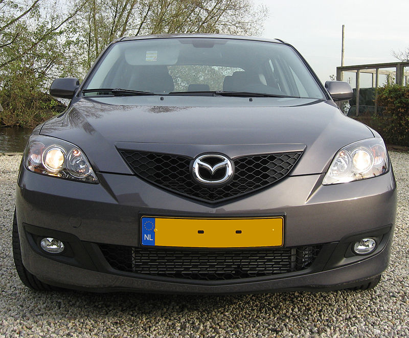 File:2007 Mazda 3 front.JPG - Wikimedia Commons