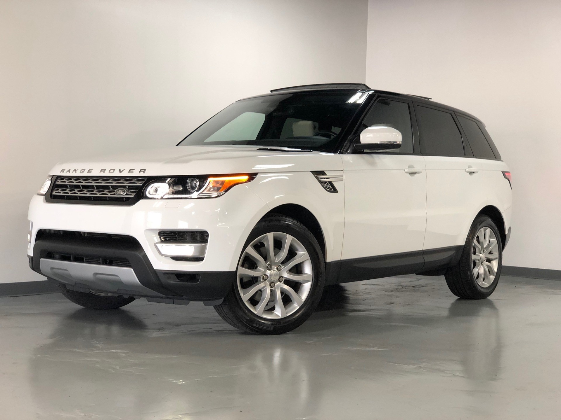 Used 2014 Fuji White Land Rover Range Rover Sport HSE AWD HSE For Sale  (Sold) | Prime Motorz Stock #2814
