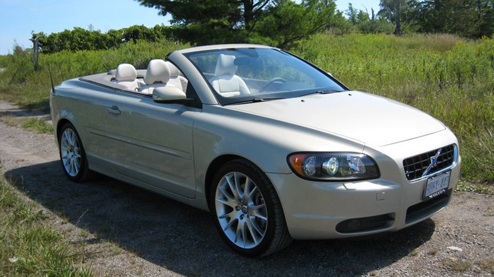 Used Volvo C70 Review - 2006-2013 | AutoTrader.ca