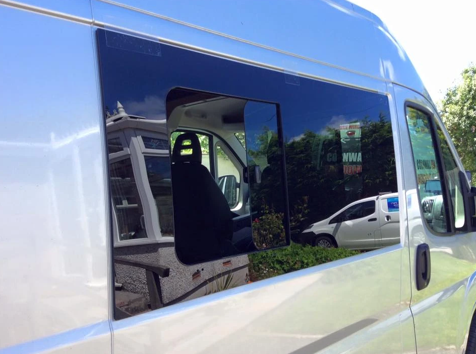 AM Auto Passenger Sliding Door Half-Slider Window Ram Promaster VAN 14 –  FreedomVanGo