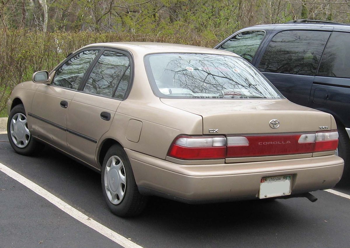 File:96-97 Toyota Corolla DX.jpg - Wikimedia Commons