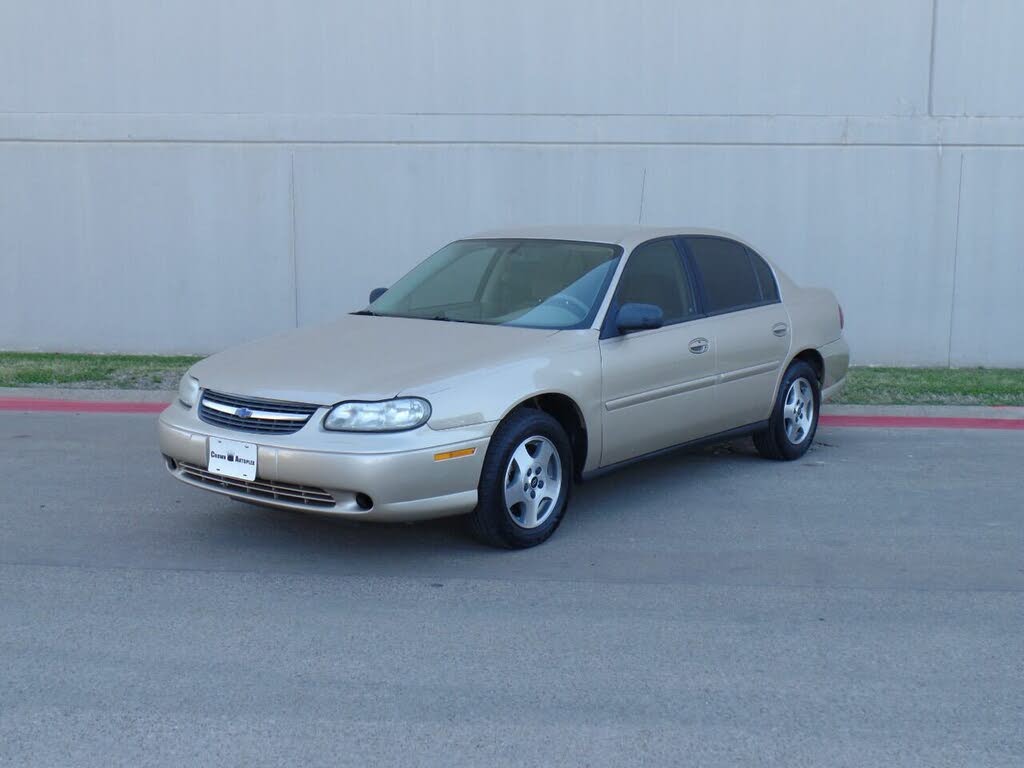 Used 2005 Chevrolet Classic for Sale (with Photos) - CarGurus