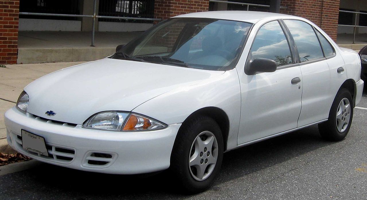 File:2000-2002 Chevrolet Cavalier sedan.jpg - Wikipedia