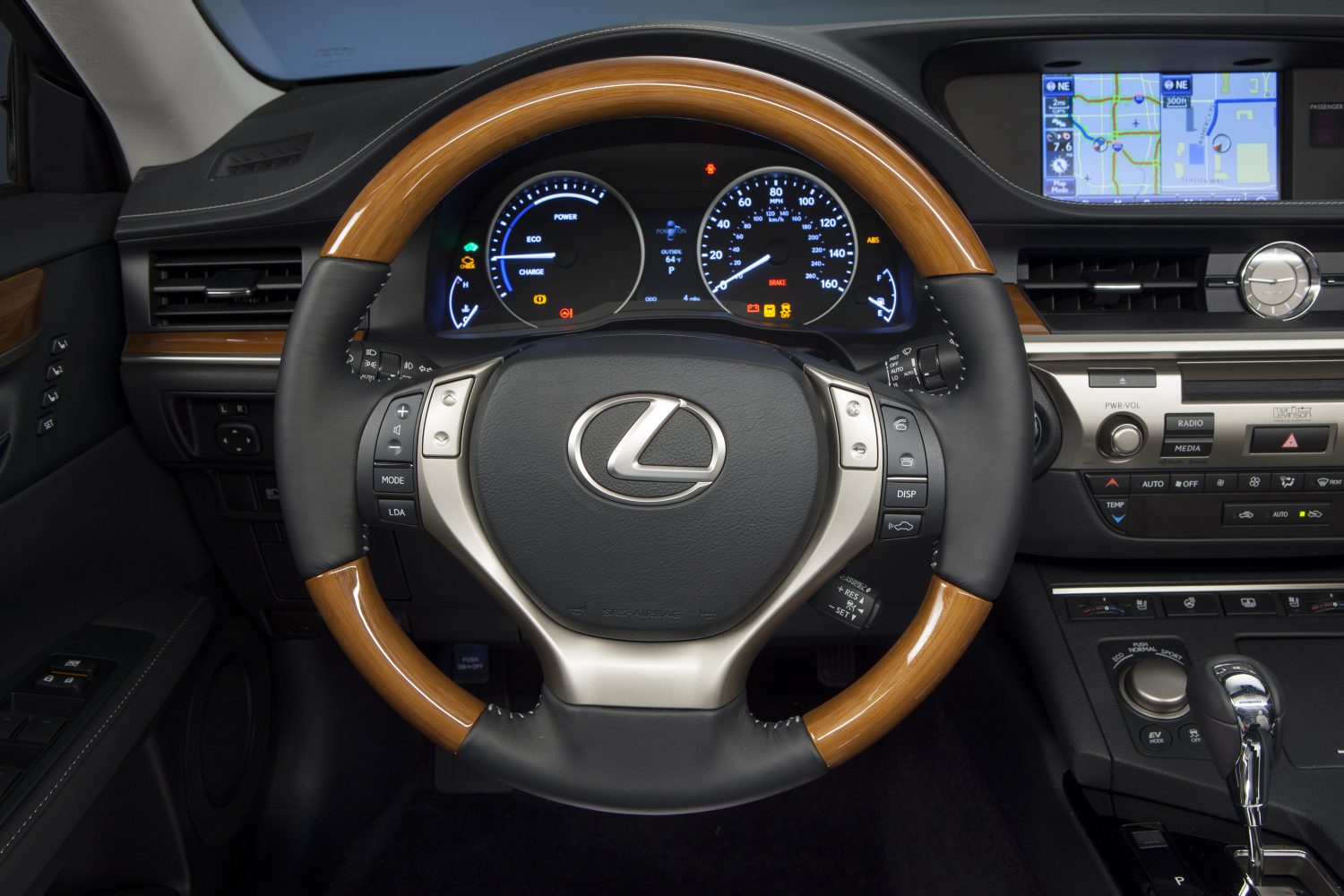 2013 - 2015 Lexus ES 300h 020 - Lexus USA Newsroom