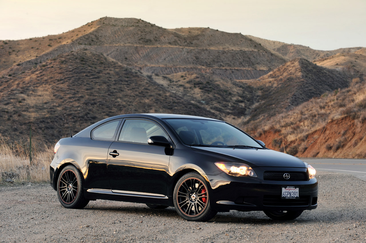 Review: 2009 Scion tC TRD Release Series 5.0 Photo Gallery