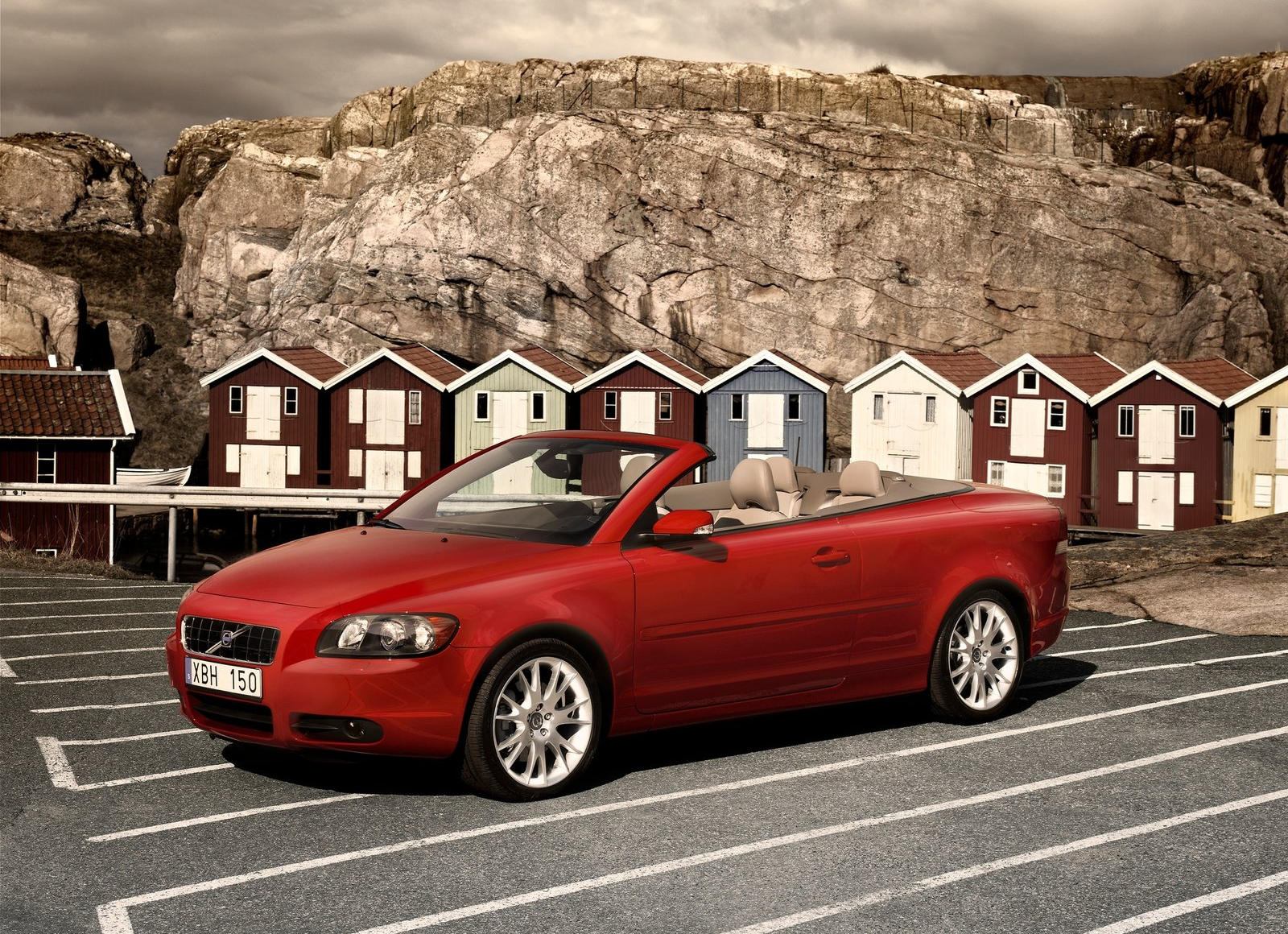 2010 Volvo C70 Convertible: Review, Trims, Specs, Price, New Interior  Features, Exterior Design, and Specifications | CarBuzz