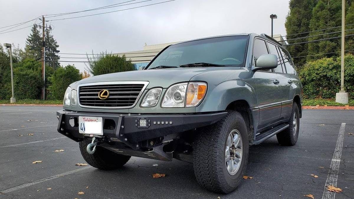 For $13,800, Could This Modded 2002 Lexus LX470 Get You Off-Roading?