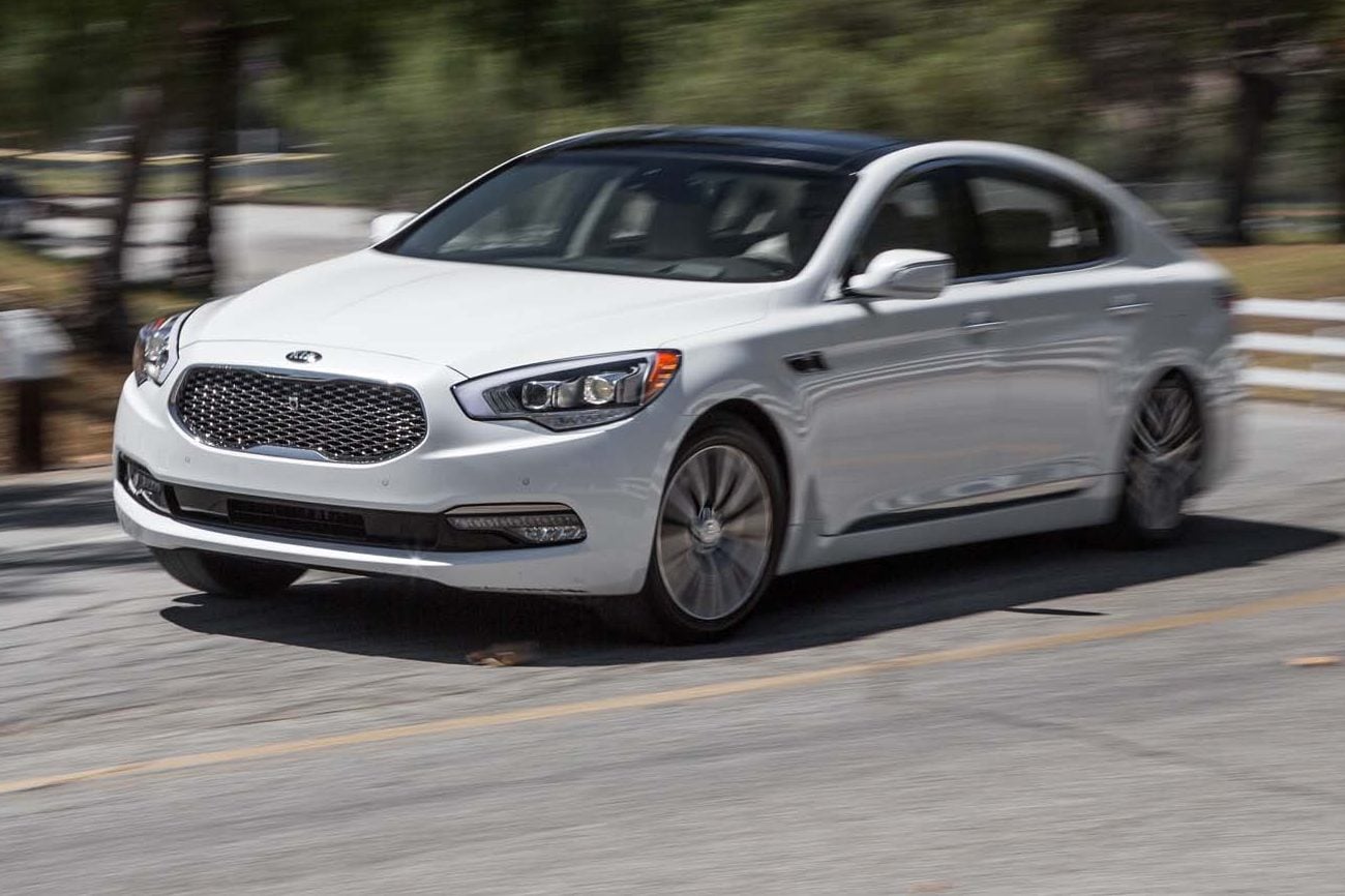 2016 Kia K900 V-6 First Test Review: Finding the Sweet Spot in a Crowded  Class