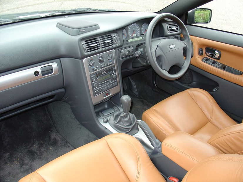 Used Volvo C70 Convertible (1999 - 2005) interior | Parkers