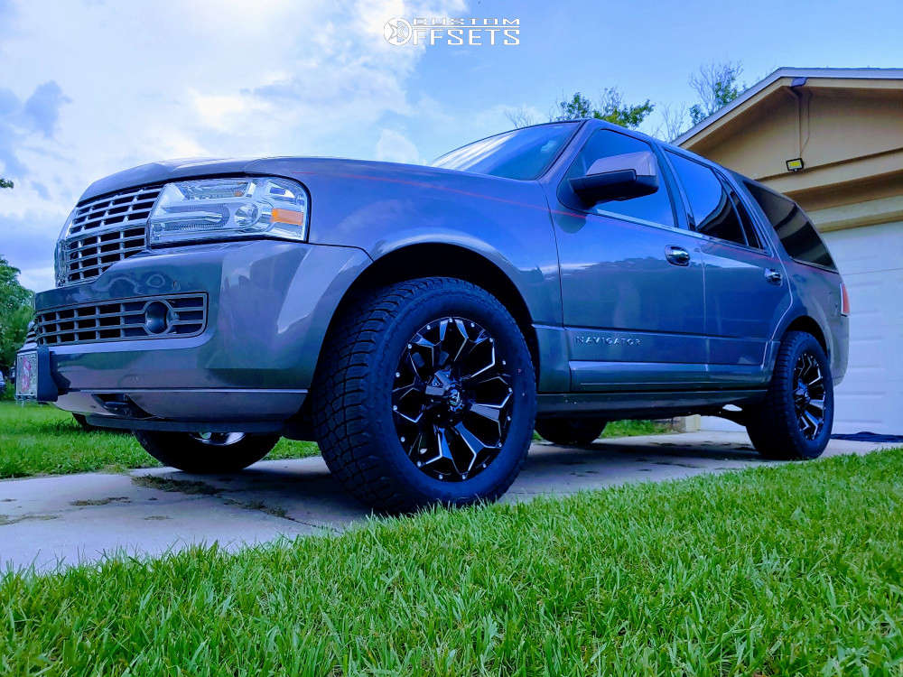 2014 Lincoln Navigator with 20x9 18 Fuel Assault and 33/12.5R20 Milestar  Patagonia At R and Stock | Custom Offsets