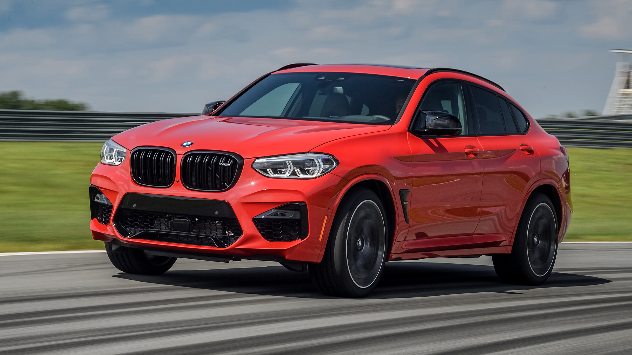 2020 BMW X4 M Competition Photo Gallery