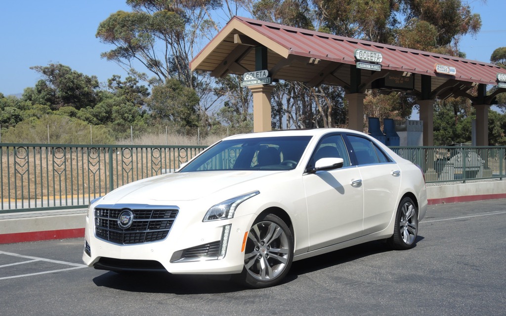 2014 Cadillac CTS Vsport: 420 Reasons to be Happy - The Car Guide